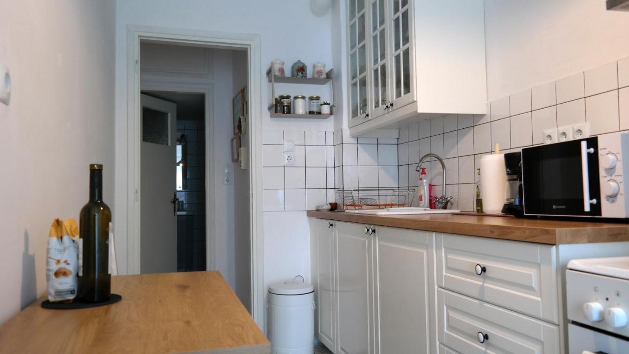 Flat In The Heart Of Koukaki Under Acropolis Apartment Athens Exterior photo